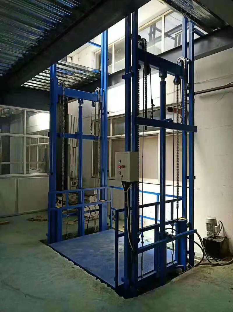 德宏小型货梯